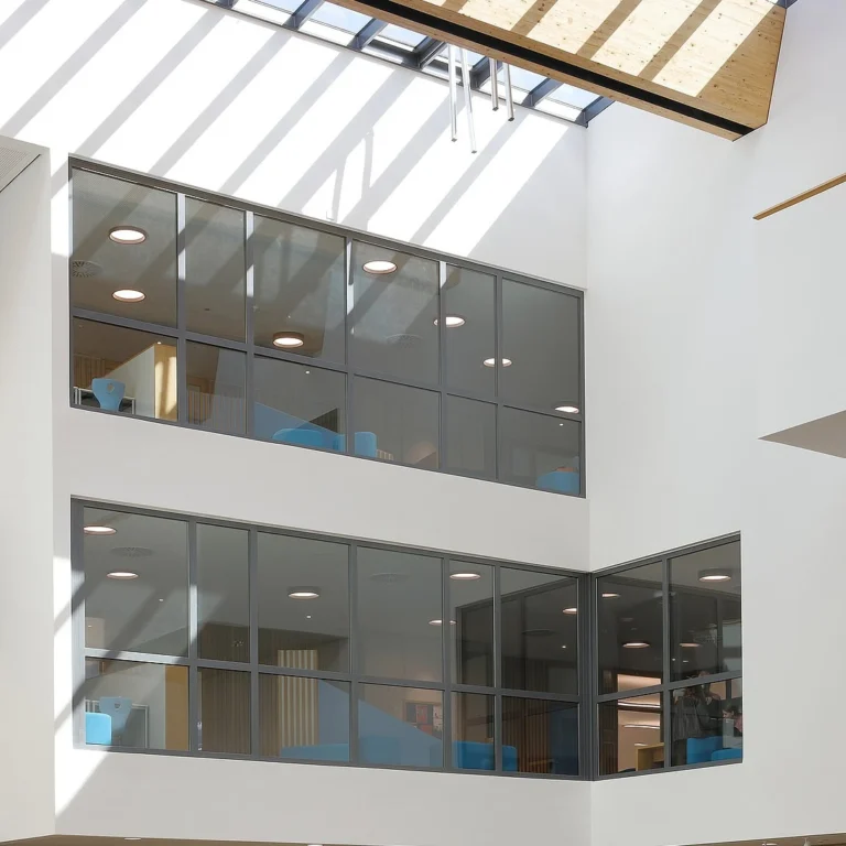 bbz dithmarschen vocational training centre square crop (convert.io)